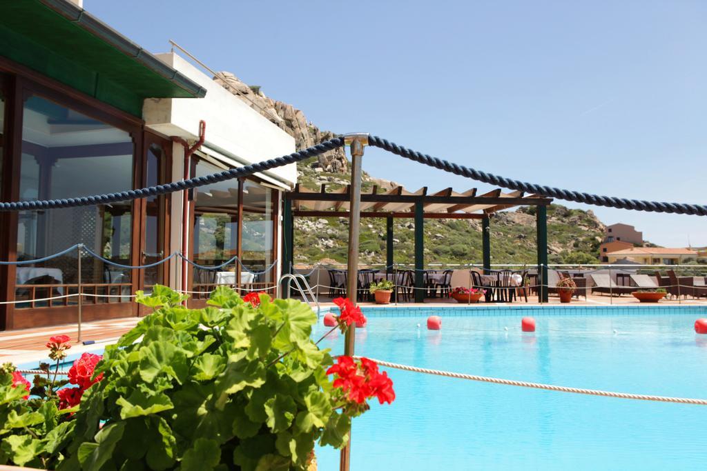 Hotel Miralonga La Maddalena  Eksteriør bilde